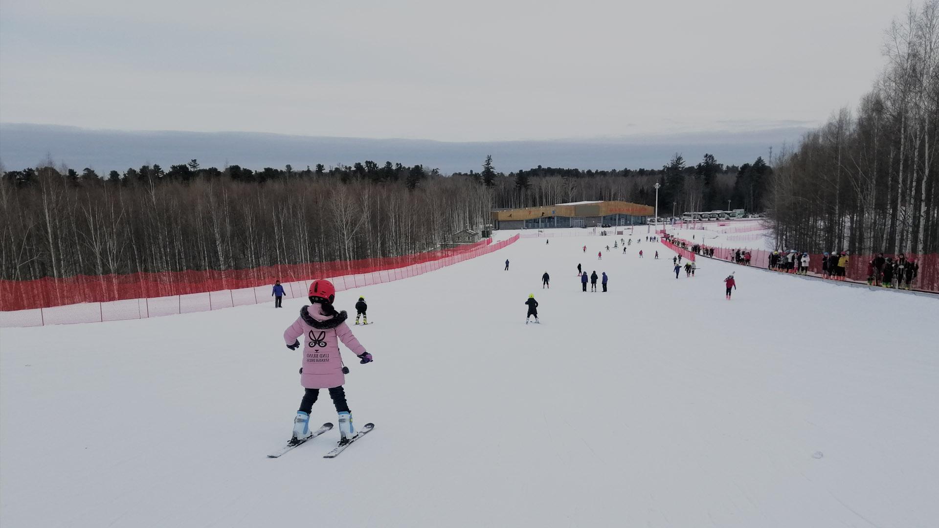 红松王滑雪场